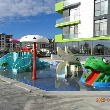 Azizi Beachfront & Pool Langa Plaja Gym Apartment Navodari